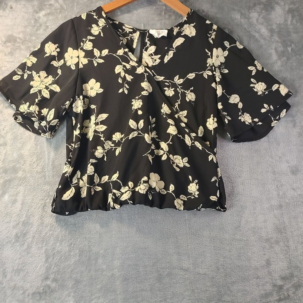 Womens‎ Floral XS Black White Peplum Ruffle Hem Babydoll Cropped Top Y2K